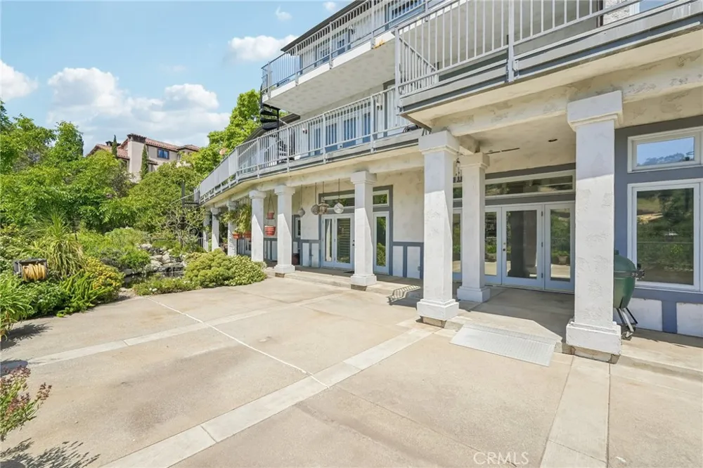 16060 Esquilime Chino Hills, CA 91709