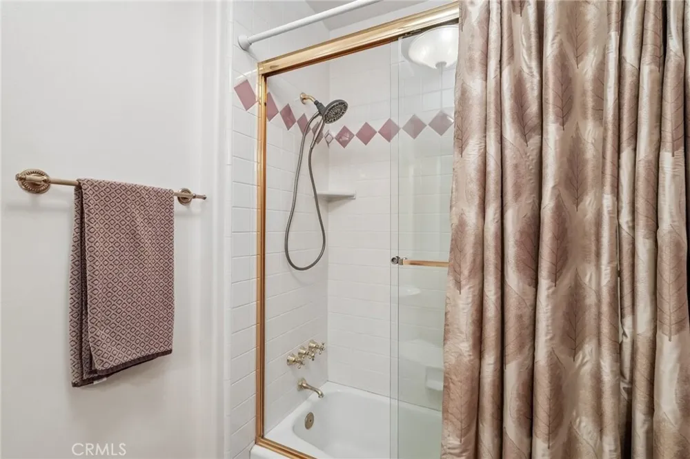 16060 Esquilime Chino Hills, CA 91709
