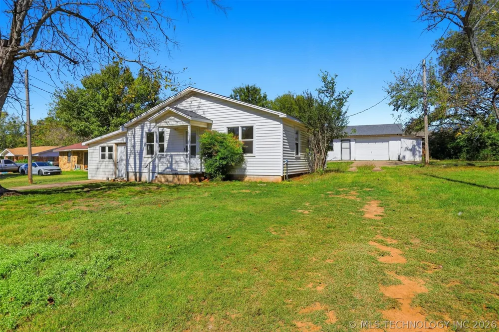 103 W 20th Street Tishomingo, OK 73460