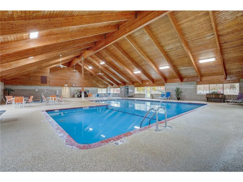 1321 Lake Drive W #111 Chanhassen, MN 55317