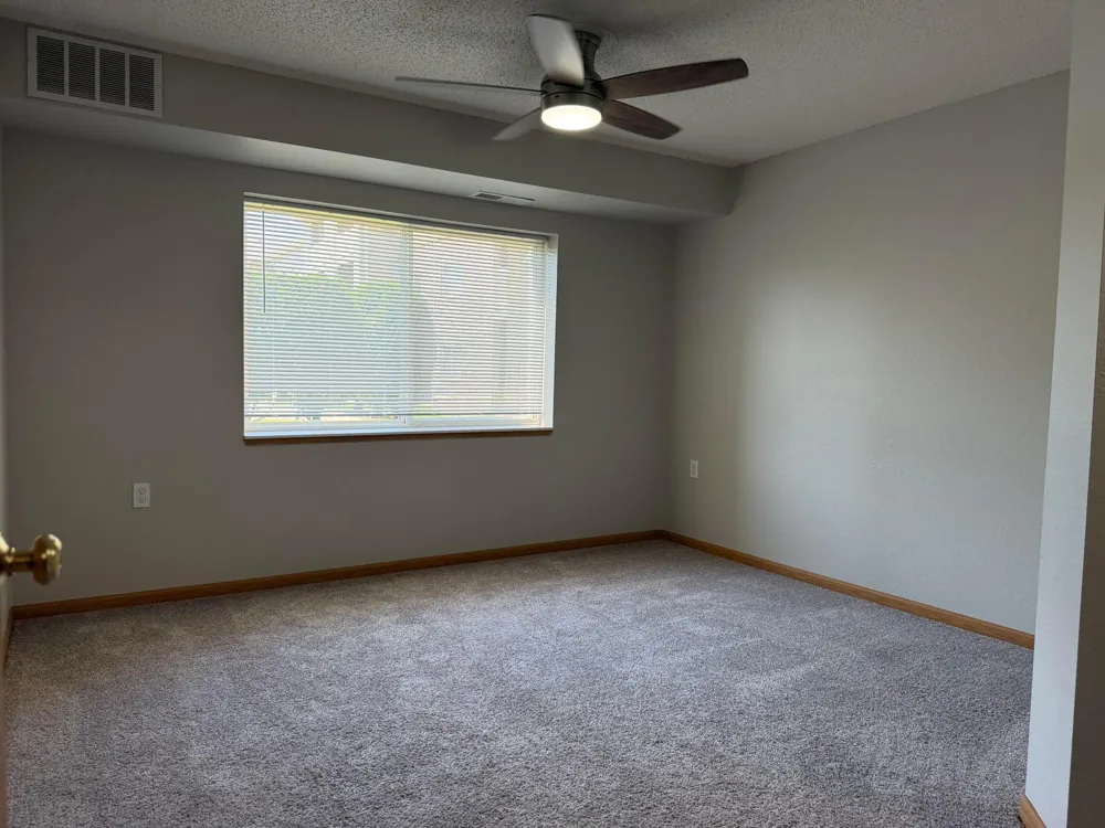 1321 Lake Drive W #111 Chanhassen, MN 55317