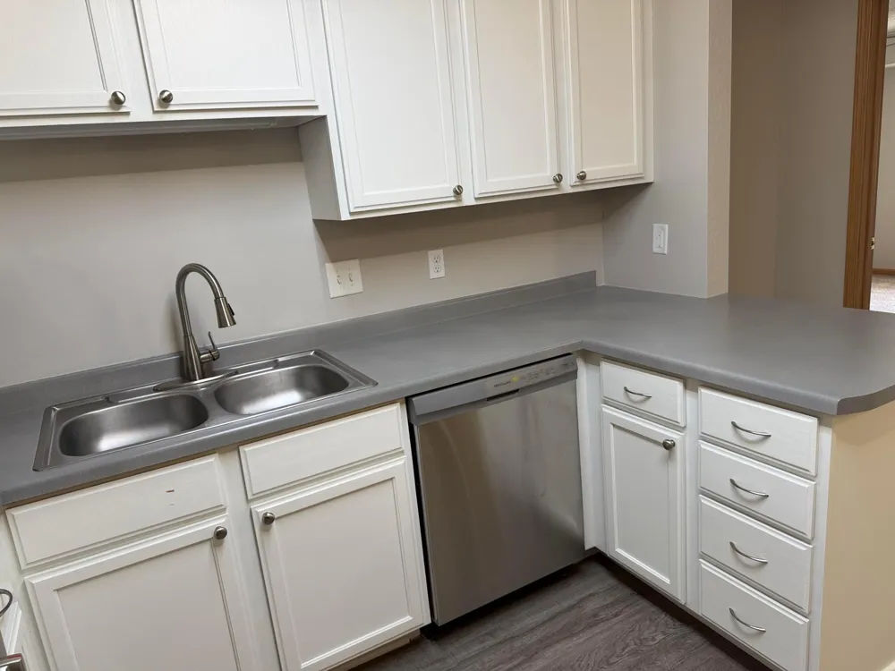 1321 Lake Drive W #111 Chanhassen, MN 55317
