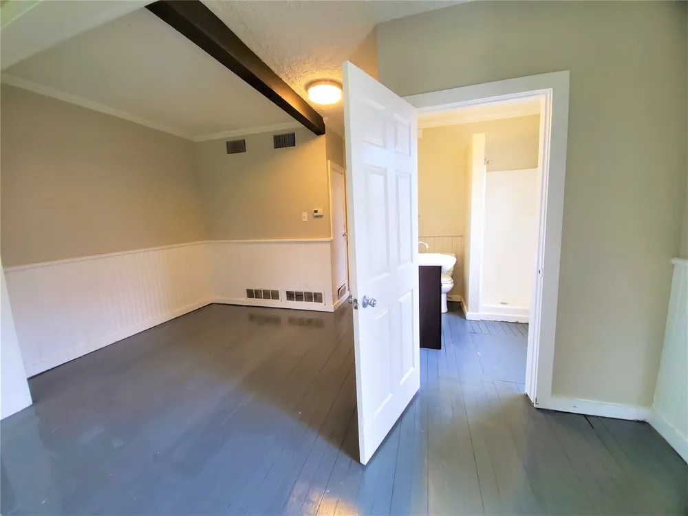 2223 Locust Street Denton, TX 76209