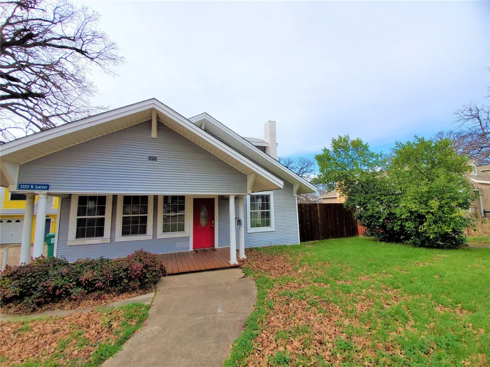 2223 Locust Street Denton, TX 76209