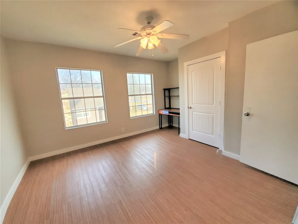 2223 Locust Street Denton, TX 76209