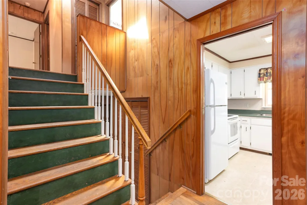 138 Stillwagon Lane Cedar Mountain, NC 28718
