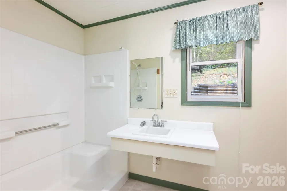 138 Stillwagon Lane Cedar Mountain, NC 28718