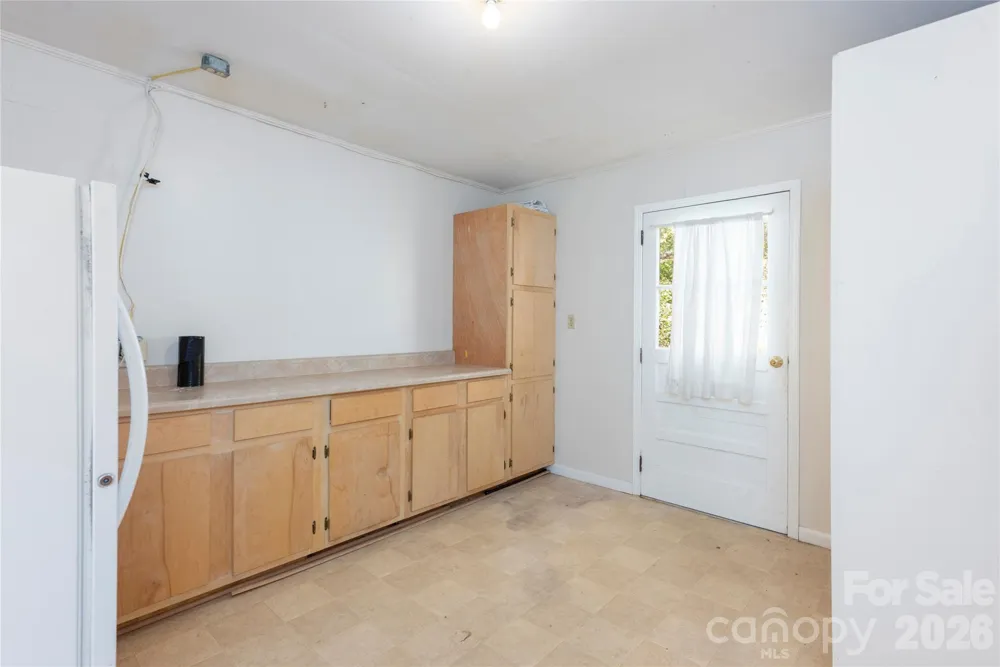 138 Stillwagon Lane Cedar Mountain, NC 28718