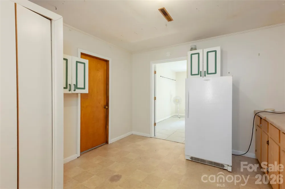 138 Stillwagon Lane Cedar Mountain, NC 28718