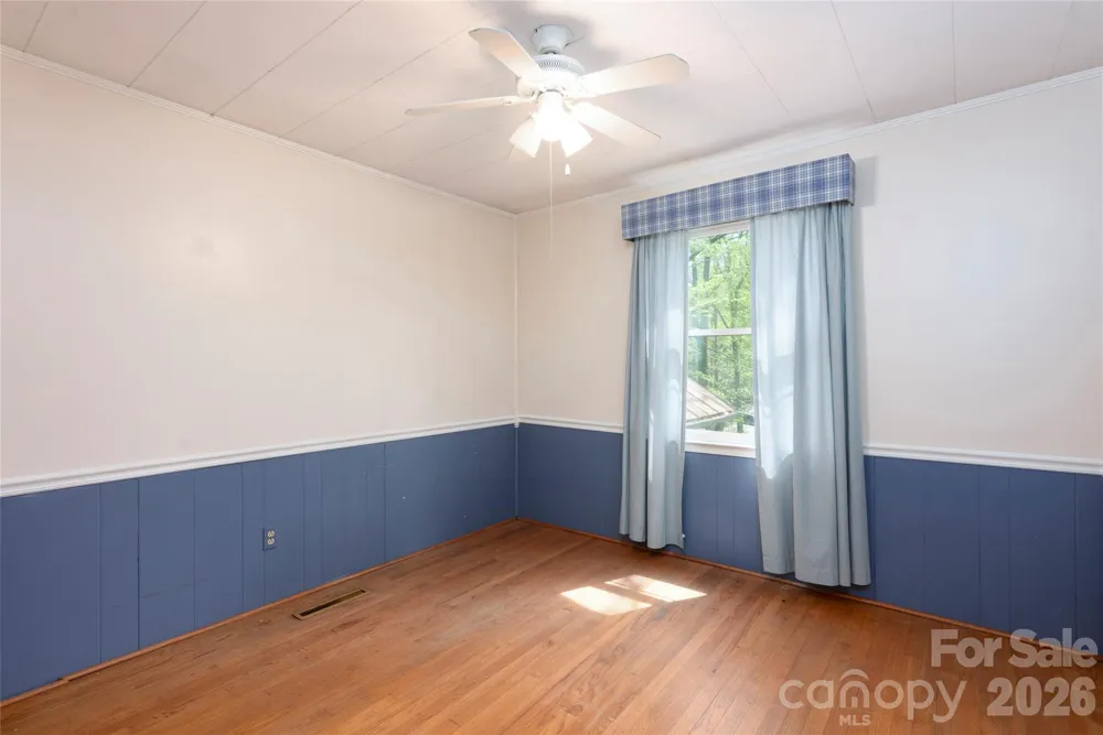 138 Stillwagon Lane Cedar Mountain, NC 28718