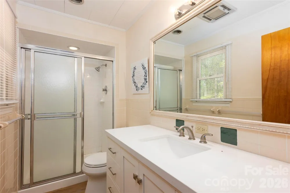 138 Stillwagon Lane Cedar Mountain, NC 28718