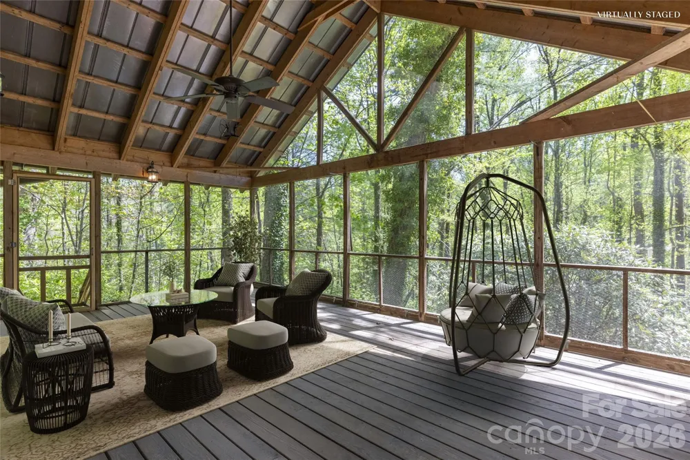 138 Stillwagon Lane Cedar Mountain, NC 28718