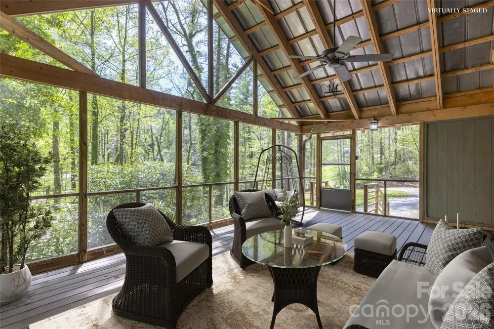 138 Stillwagon Lane Cedar Mountain, NC 28718