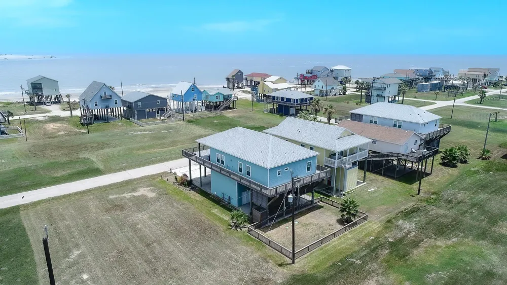 13231 Jolly Roger Drive Freeport, TX 77541
