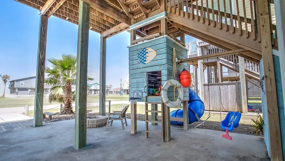 13231 Jolly Roger Drive Freeport, TX 77541