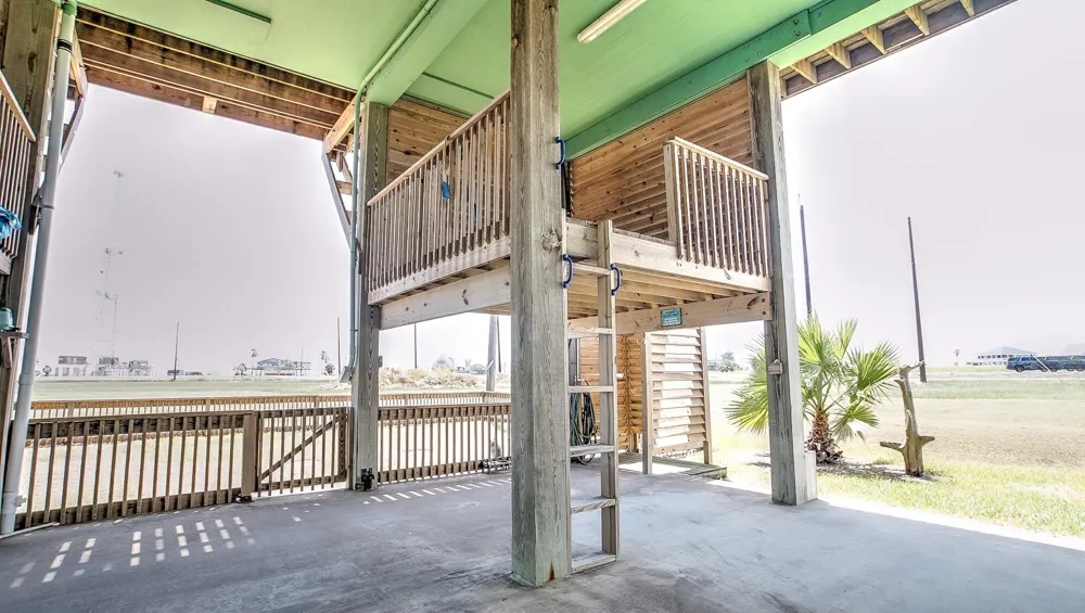 13231 Jolly Roger Drive Freeport, TX 77541