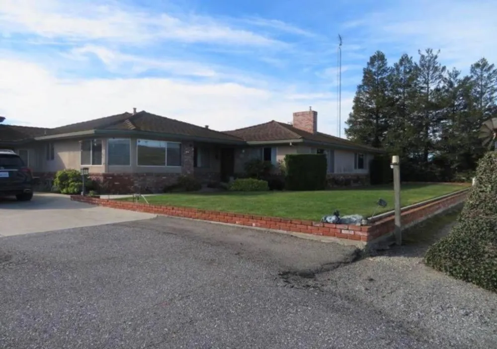 4790 Pacheco Pass Highway Gilroy, CA 95020