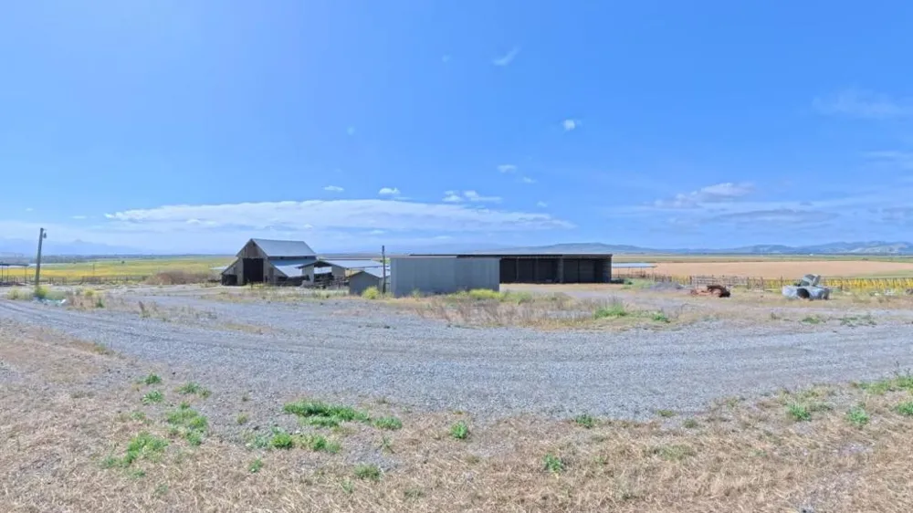 4790 Pacheco Pass Highway Gilroy, CA 95020
