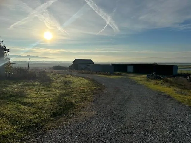 4790 Pacheco Pass Highway Gilroy, CA 95020