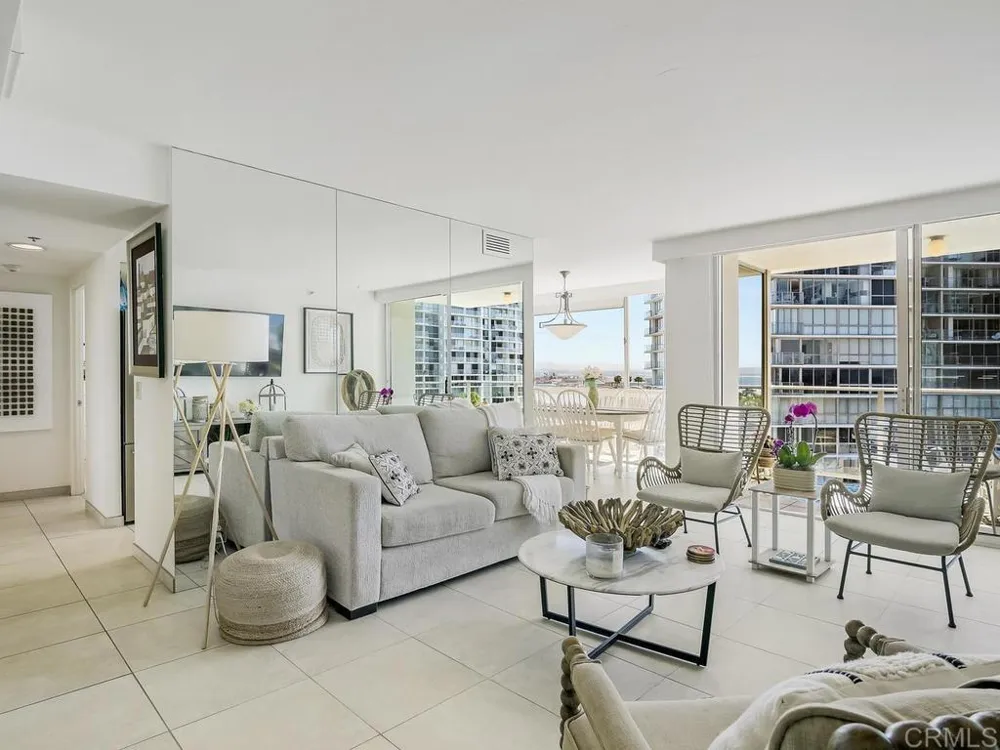 1810 Avenida Del Mundo #609 Coronado, CA 92118