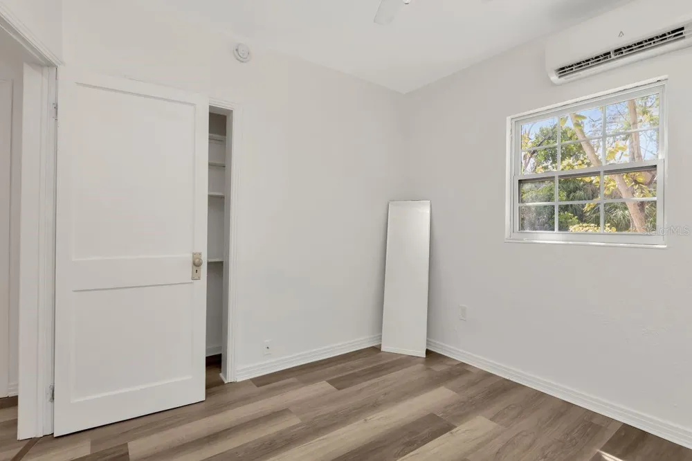 4939 HAINES ROAD St Petersburg, FL 33714