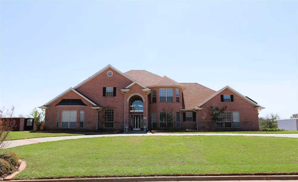505 Country Club Drive Henrietta, TX 76365