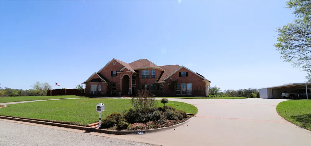 505 Country Club Drive Henrietta, TX 76365
