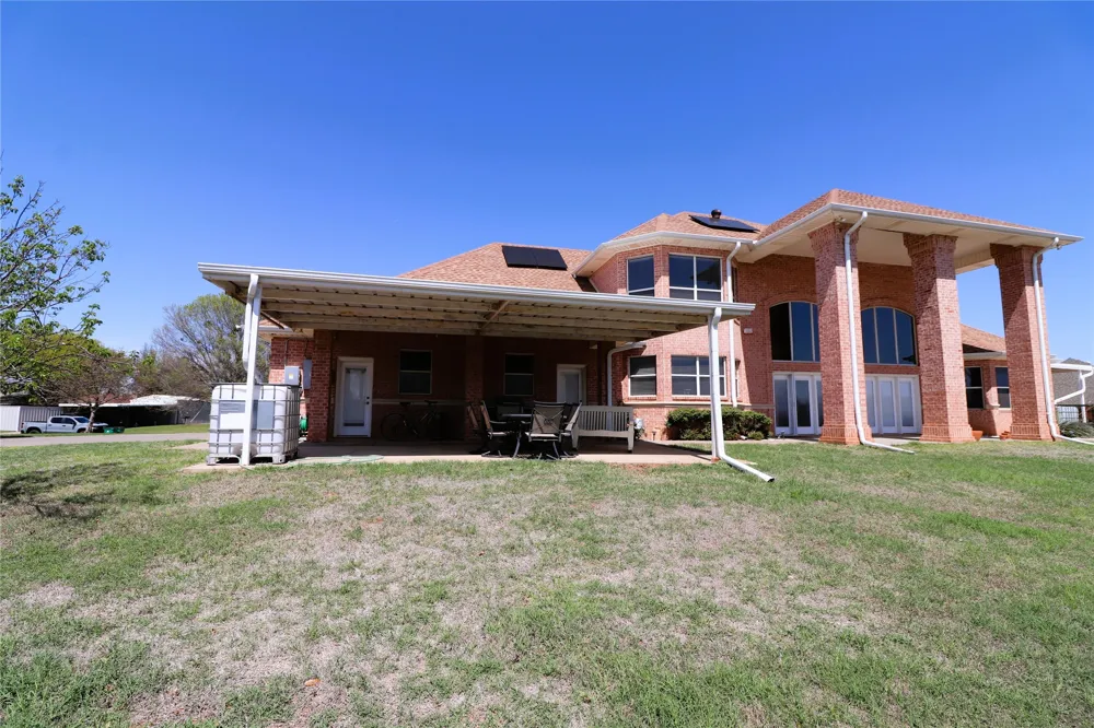505 Country Club Drive Henrietta, TX 76365