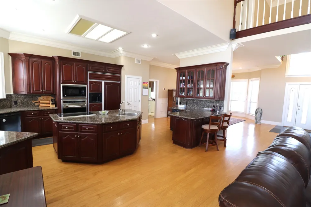 505 Country Club Drive Henrietta, TX 76365