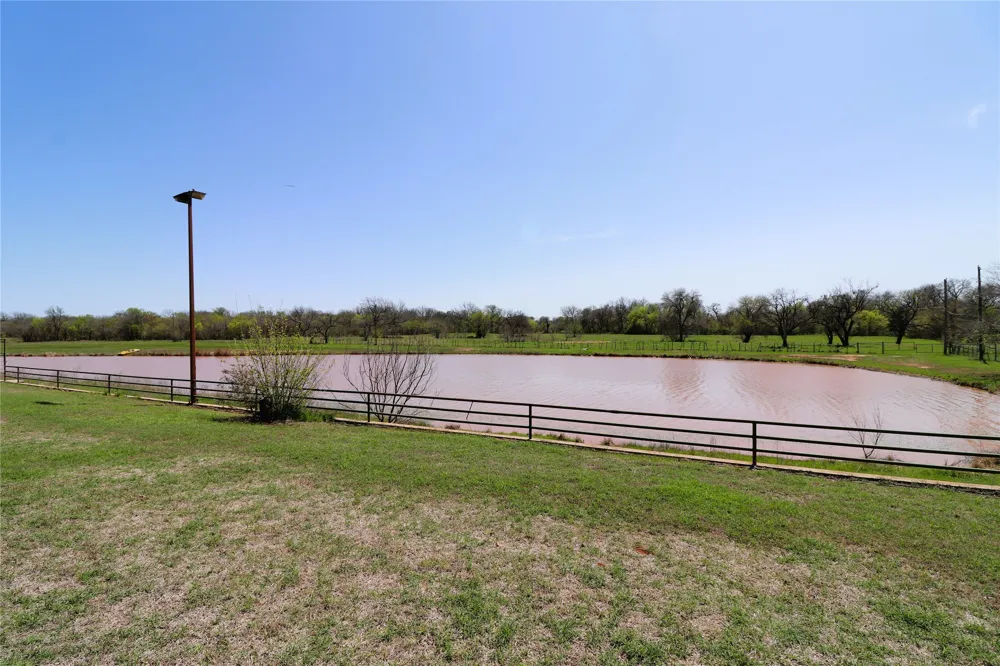 505 Country Club Drive Henrietta, TX 76365