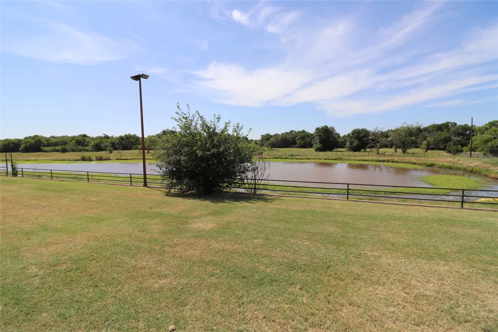 505 Country Club Drive Henrietta, TX 76365