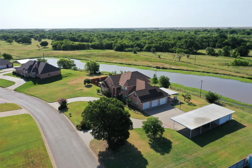505 Country Club Drive Henrietta, TX 76365