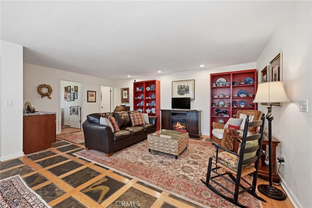 19972 Jigsaw Hidden Valley Lake, CA 95467