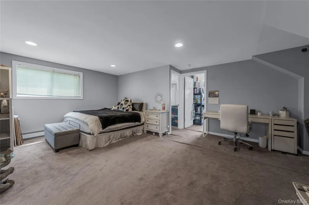 112 Rosemont Avenue Farmingville, NY 11738