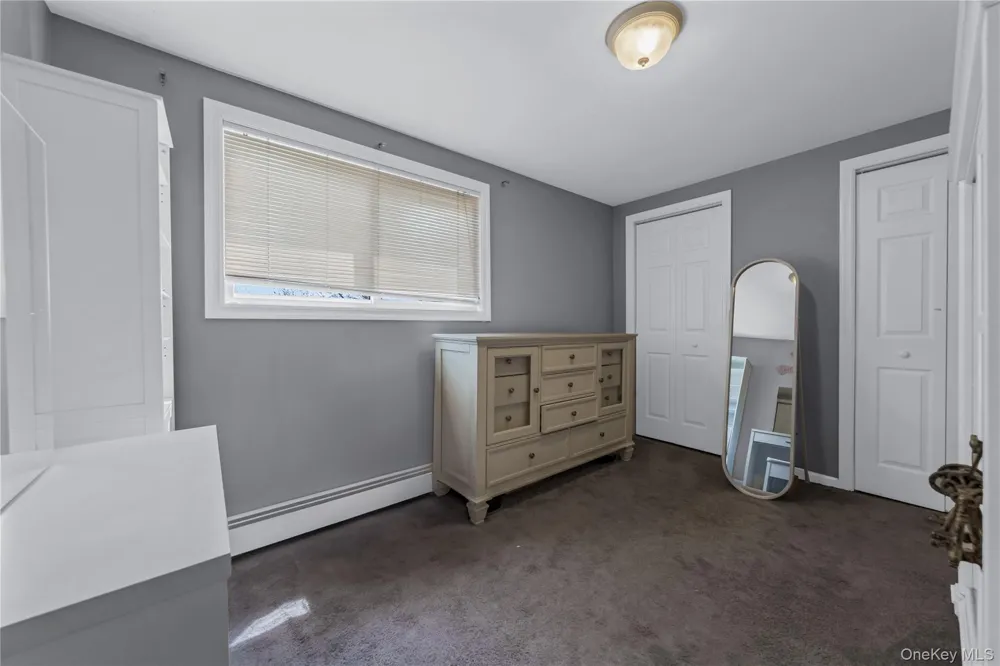 112 Rosemont Avenue Farmingville, NY 11738