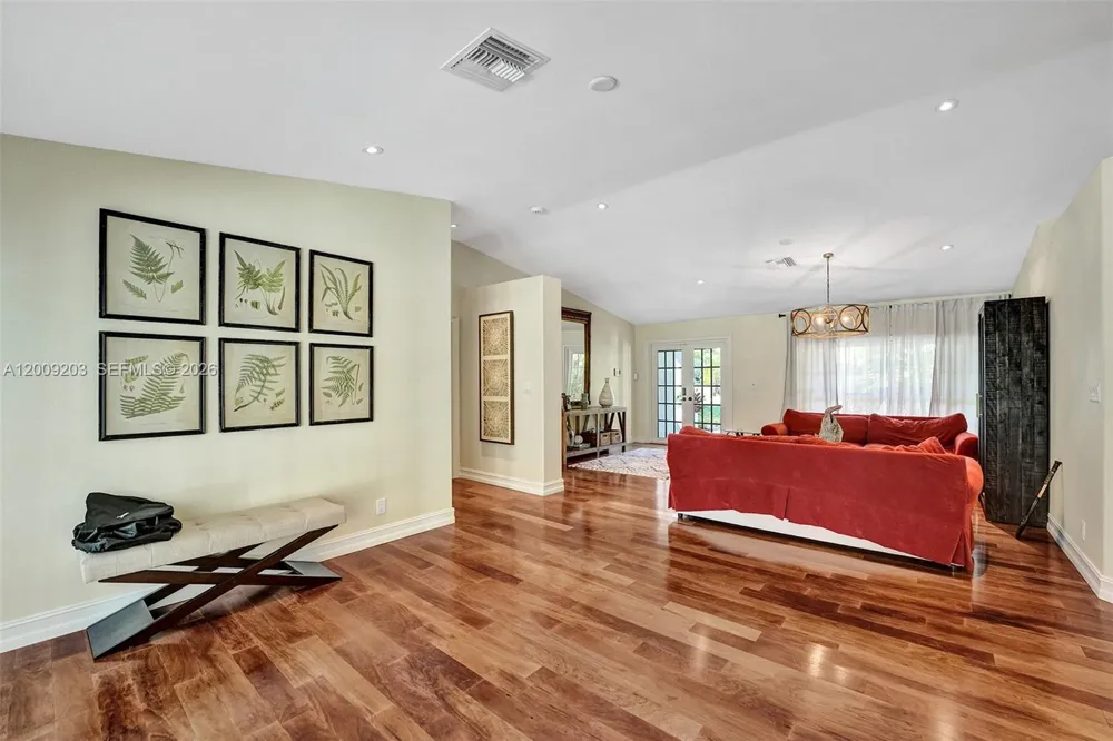 22180 Woodset Ln #0 Boca Raton, FL 33428