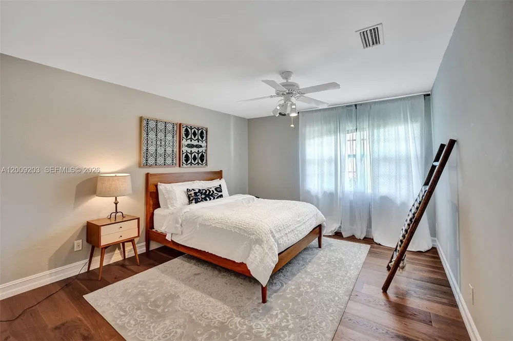 22180 Woodset Ln #0 Boca Raton, FL 33428