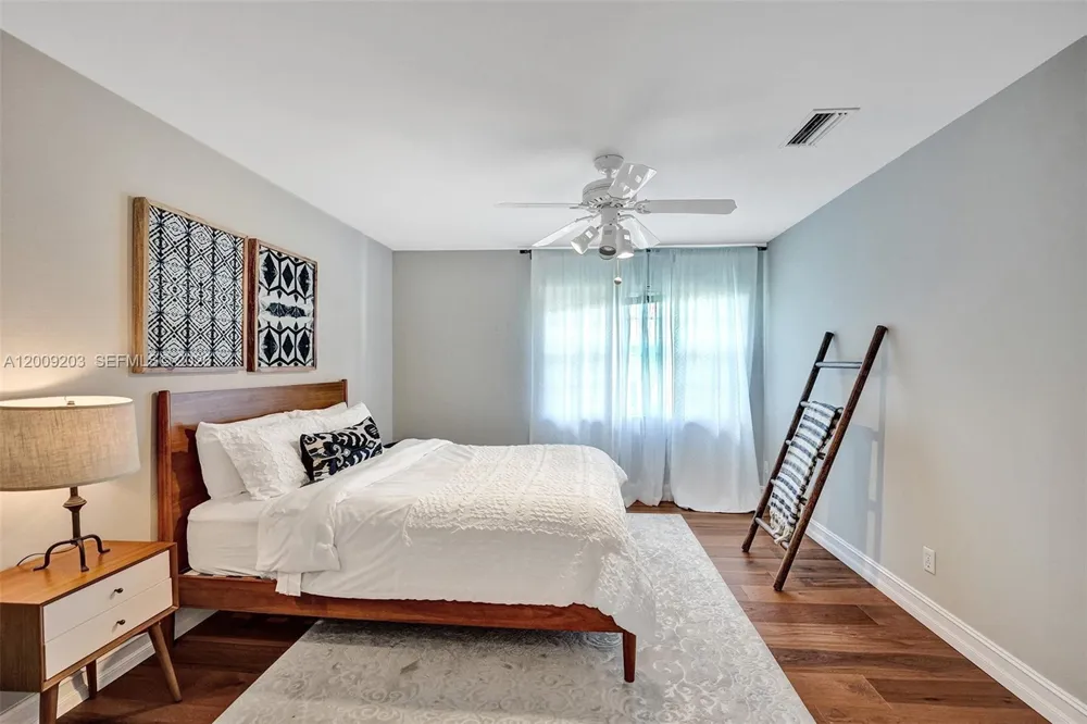22180 Woodset Ln #0 Boca Raton, FL 33428