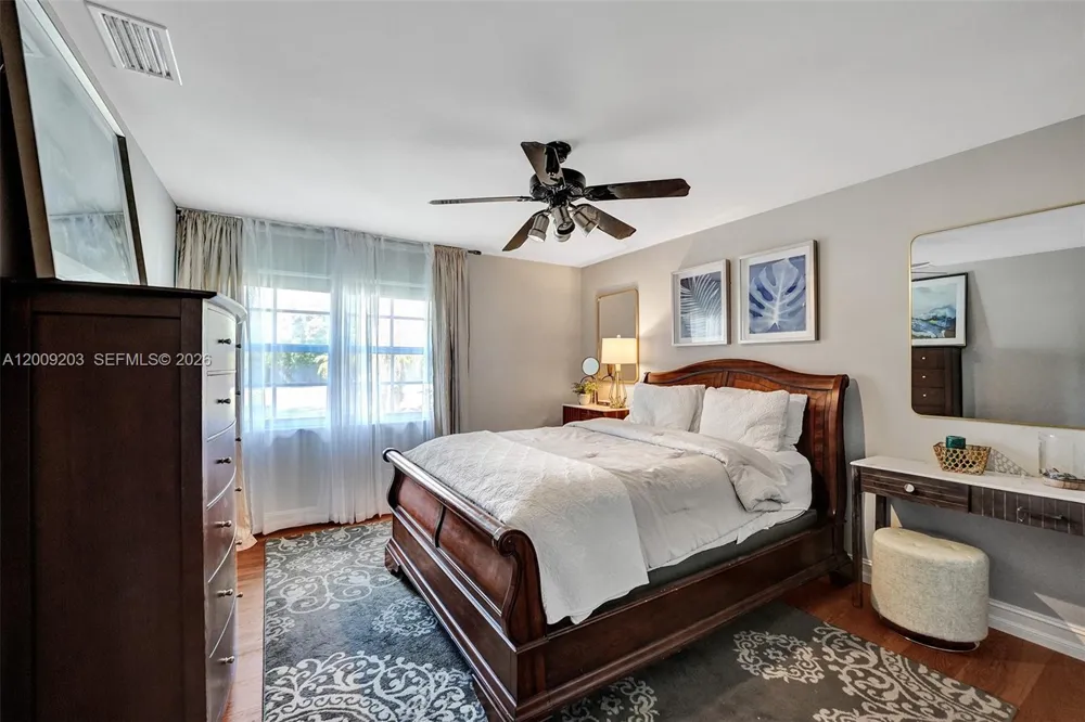 22180 Woodset Ln #0 Boca Raton, FL 33428