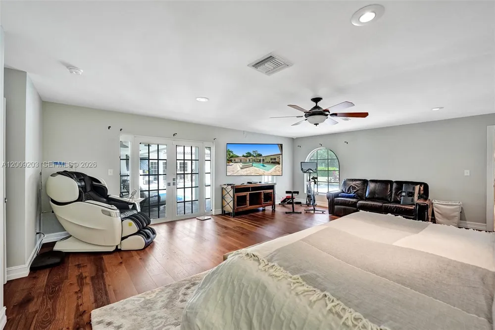 22180 Woodset Ln #0 Boca Raton, FL 33428