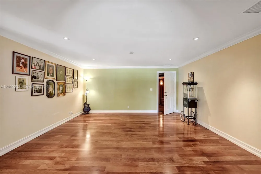 22180 Woodset Ln #0 Boca Raton, FL 33428