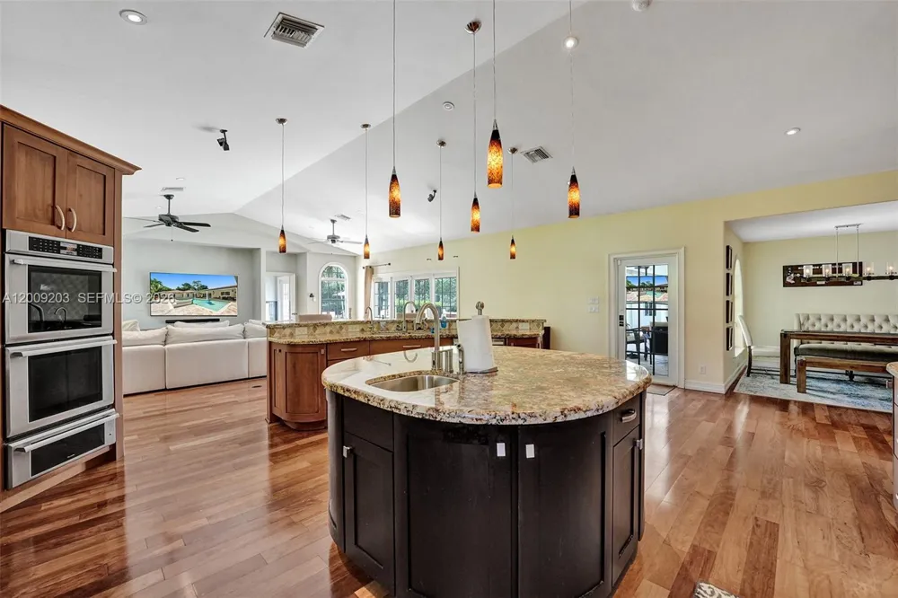 22180 Woodset Ln #0 Boca Raton, FL 33428