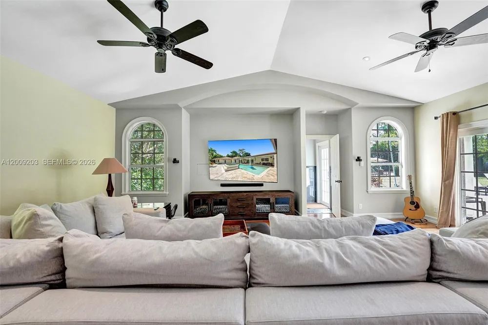 22180 Woodset Ln #0 Boca Raton, FL 33428