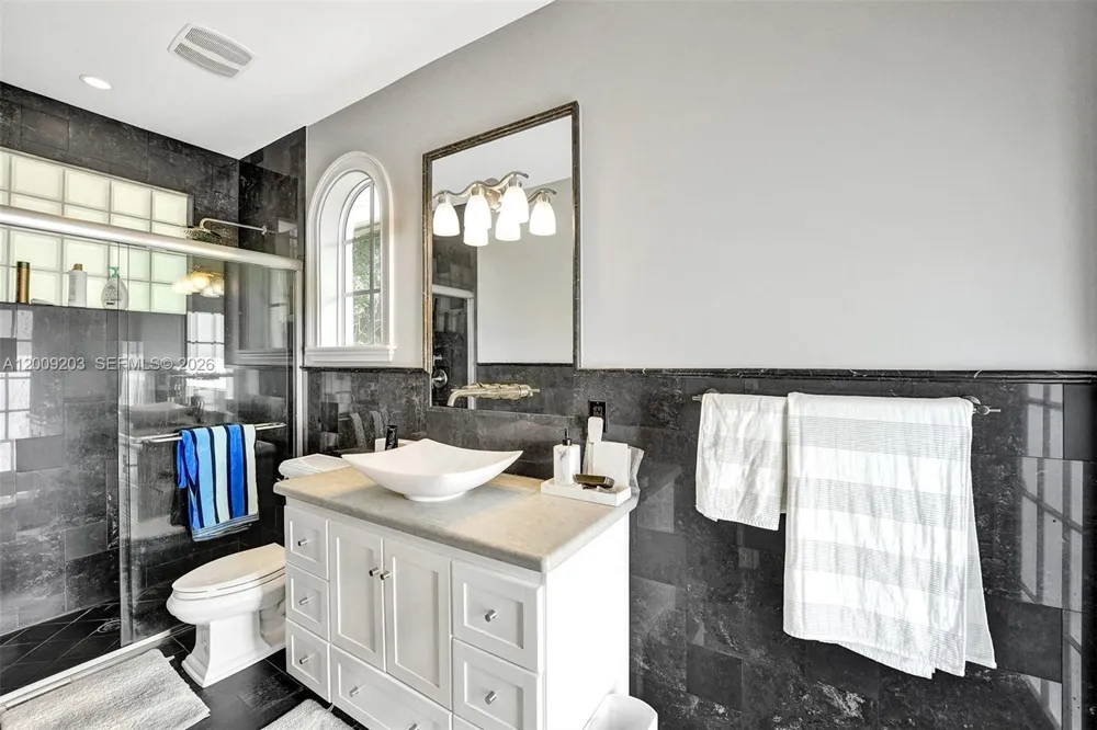 22180 Woodset Ln #0 Boca Raton, FL 33428