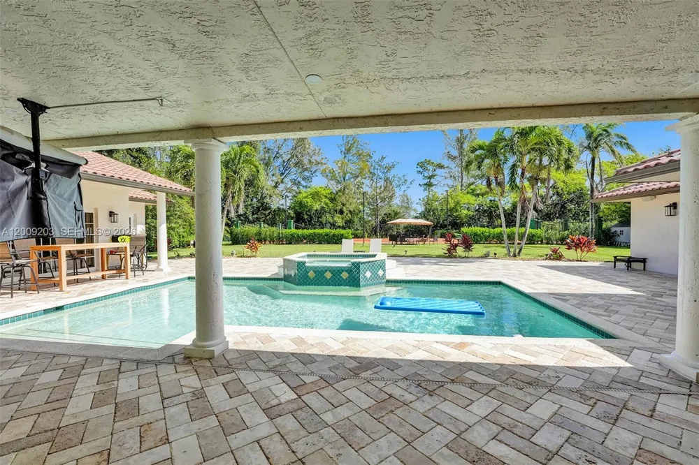 22180 Woodset Ln #0 Boca Raton, FL 33428