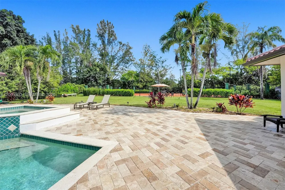 22180 Woodset Ln #0 Boca Raton, FL 33428