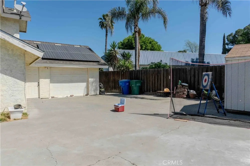 1042 Robinson Court Hanford, CA 93230