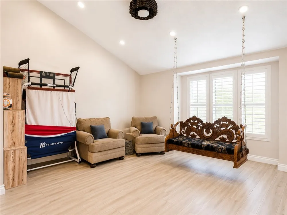 1042 Robinson Court Hanford, CA 93230
