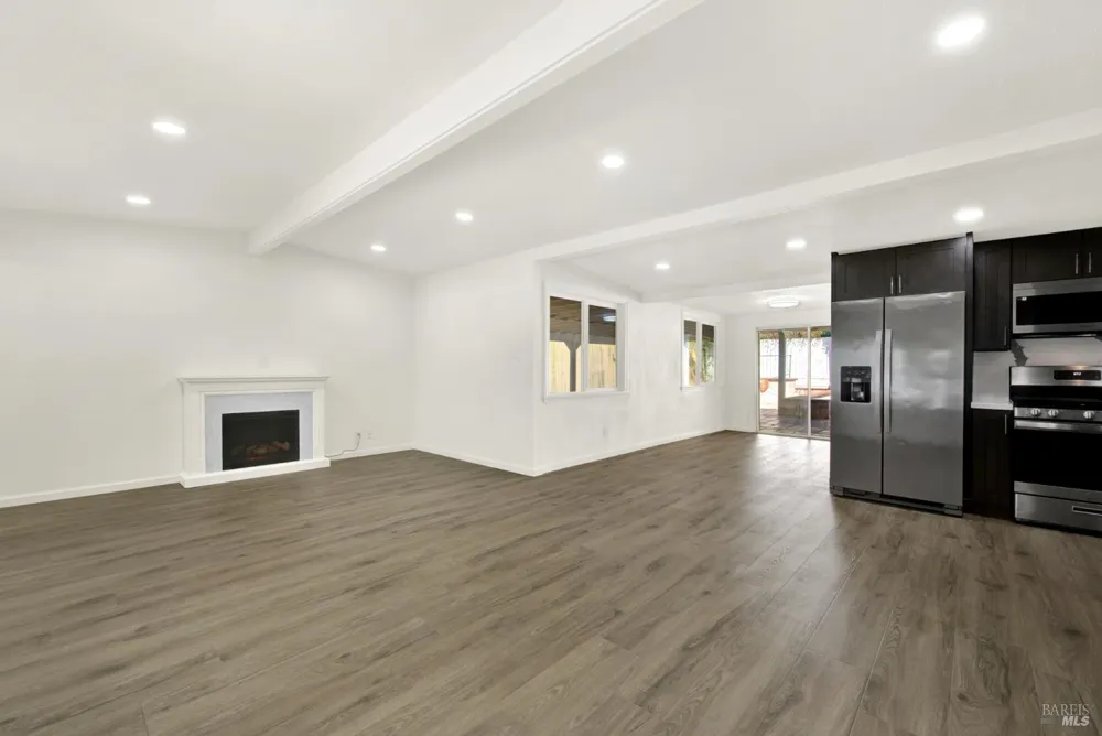 14 Joan Drive American Canyon, CA 94503
