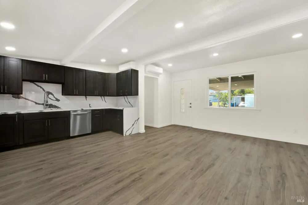 14 Joan Drive American Canyon, CA 94503